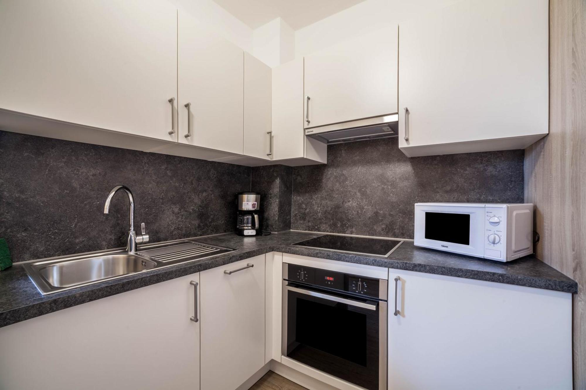 Hotel-Garni Appartement Gartenheim เชนนา ภายนอก รูปภาพ