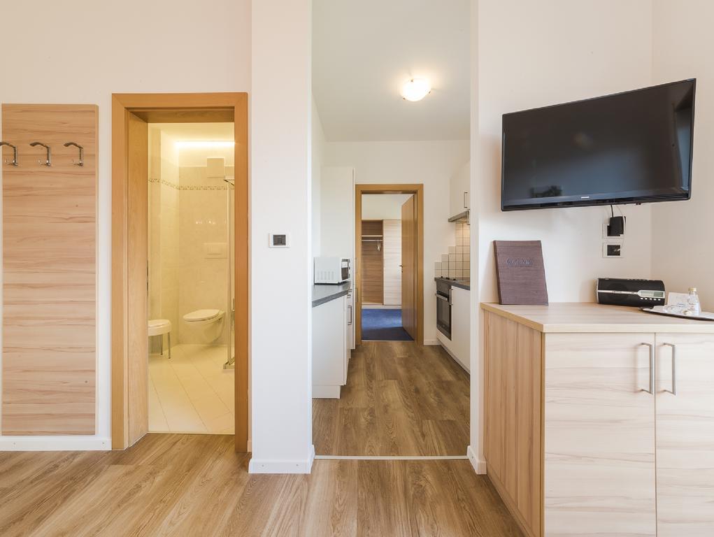 Hotel-Garni Appartement Gartenheim เชนนา ภายนอก รูปภาพ